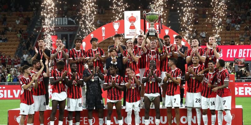 Nửa đỏ thành Milan đặt mục tiêu lật đổ kình địch cùng thành phố